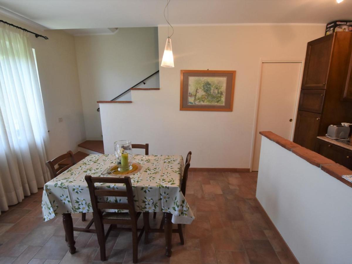 Apartment La Corte Bricca - Trilo B By Interhome Castana  Luaran gambar